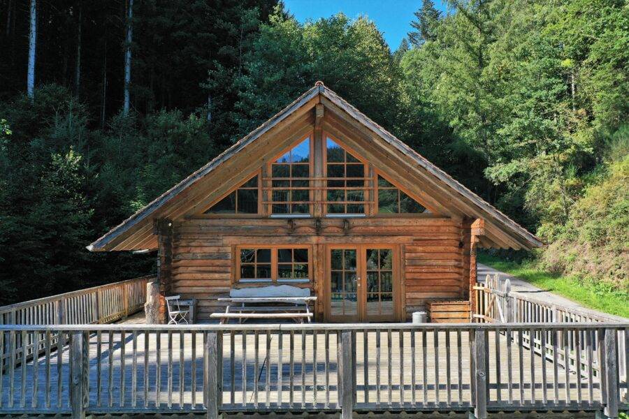 Unser Schwarzwald Blockhaus Flößerhaus ist eine coole JGA Location, bei dem die Junggesellen ihre Junggesellenabschied Ideen umsetzen können
