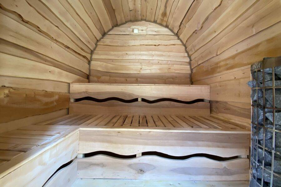 Die hauseigene Sauna beherberg Platz für bis zu 6 Personen